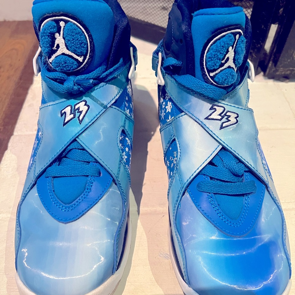Air Jordan retro 8 Snowflake